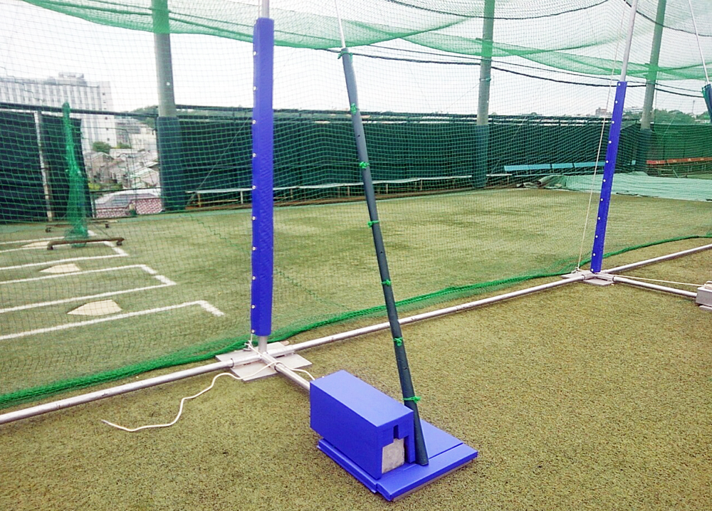 防護マット施工例：藤嶺藤沢高等学校野球場