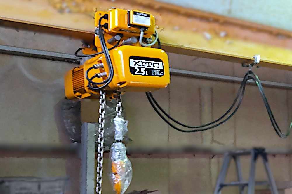 n10312 □ジャンク□KITO キトー電動チェーンブロック EDM24ST　240ｋｇ [098-191211] CBSG200 キトーチェーンブロック キトーマイティ KITO(キトー) 荷重20t