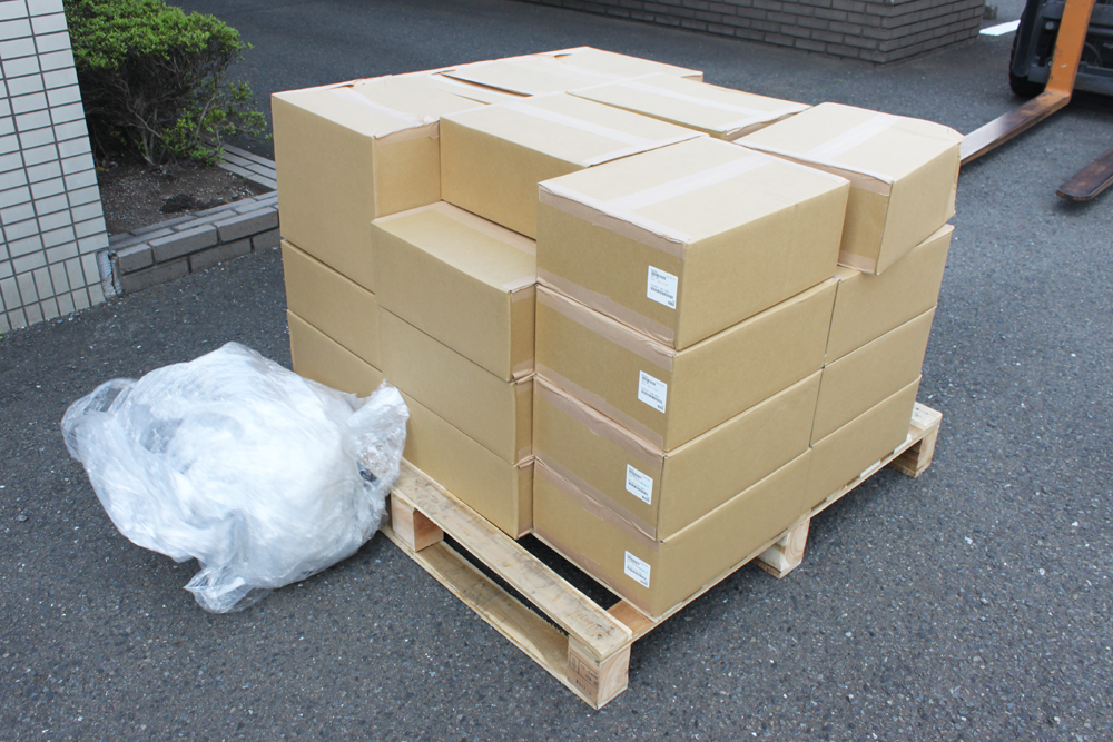 荷解き後:ストレッチフィルムの処分にも手間やコストが発生