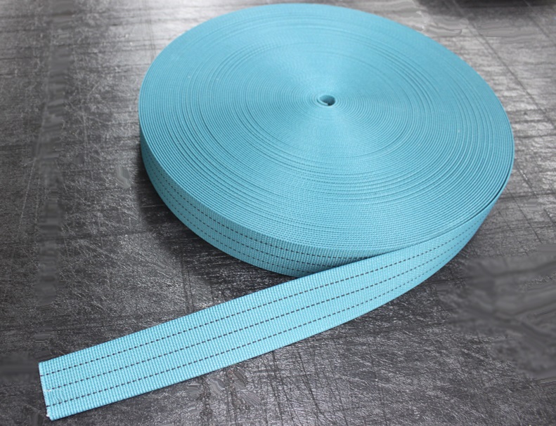  ポリエステル製の中でも肉厚で高品質なベルトを使用するキトー製品