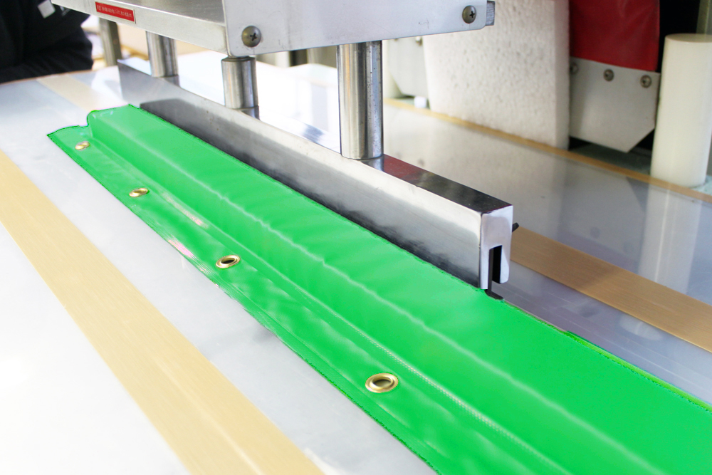 プレパック(特許取得済み):高周波ウェルダーで生地を熱溶着した防水仕様