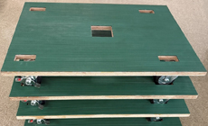 工場や倉庫で活躍！木製スタッキング台車ご紹介